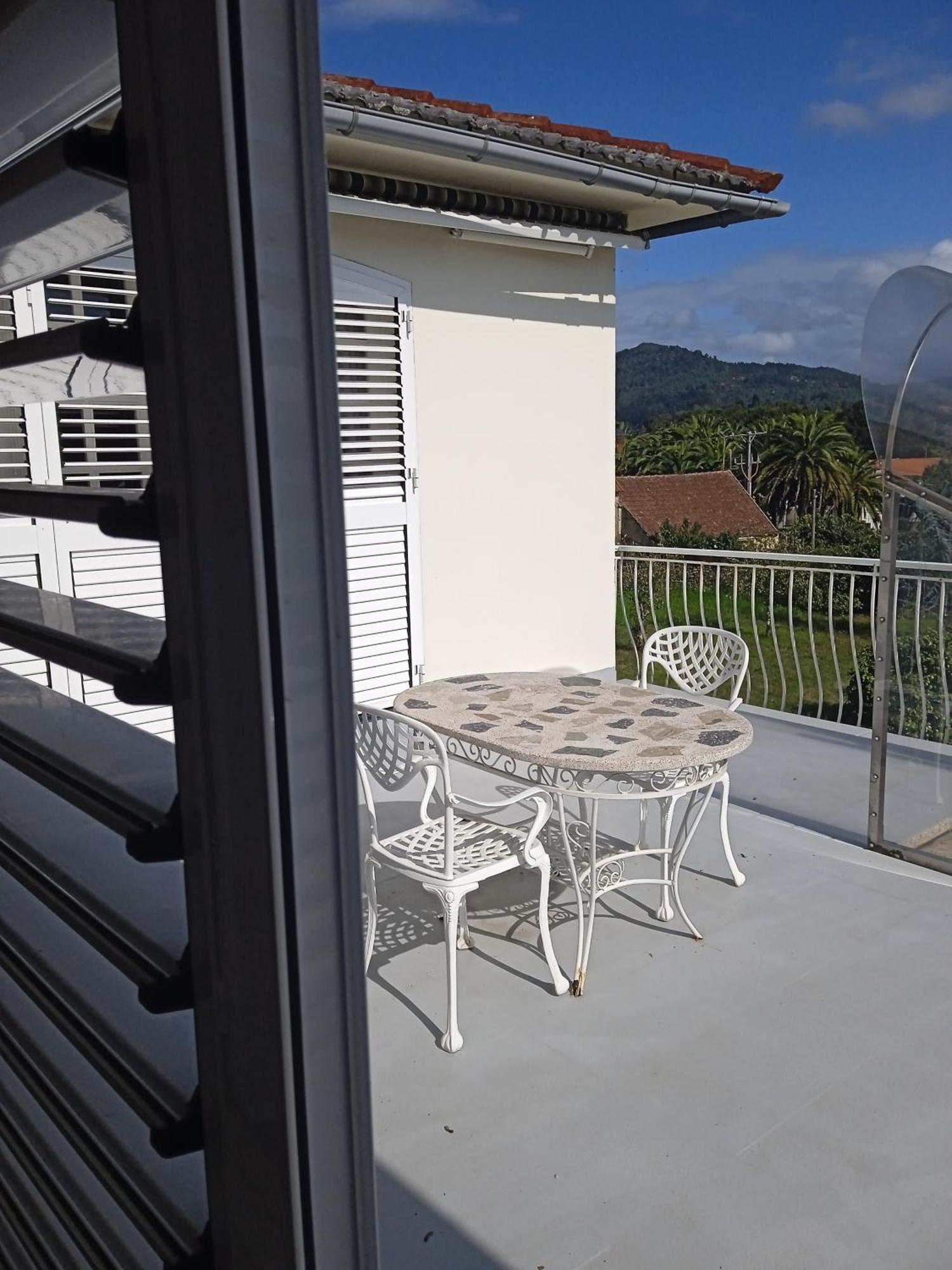 A Casa De Abelleira Ponteareas Bed and Breakfast Buitenkant foto
