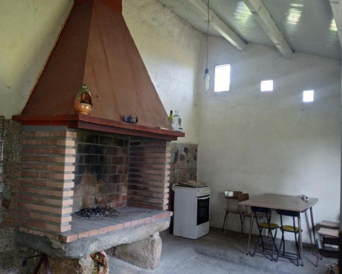 A Casa De Abelleira Ponteareas Bed and Breakfast Buitenkant foto